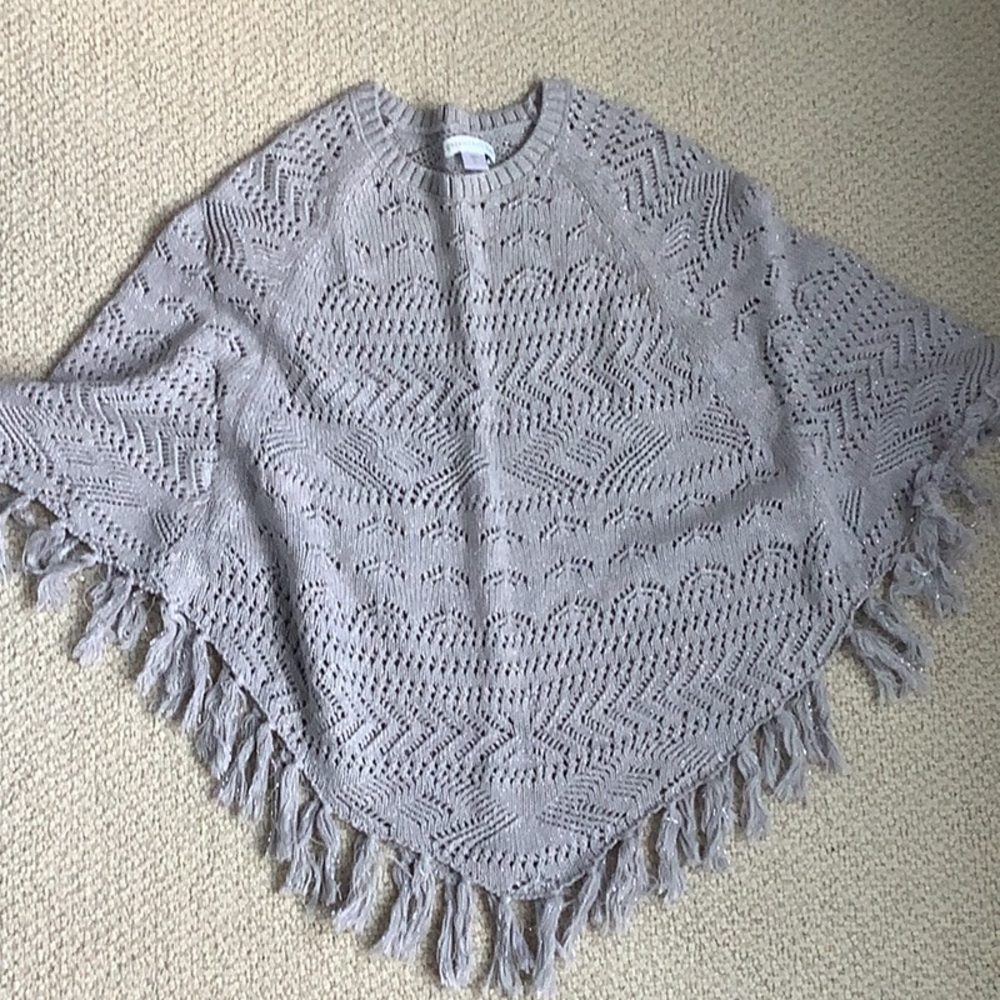 Garnet Hills Kids light weight sweater poncho size XL